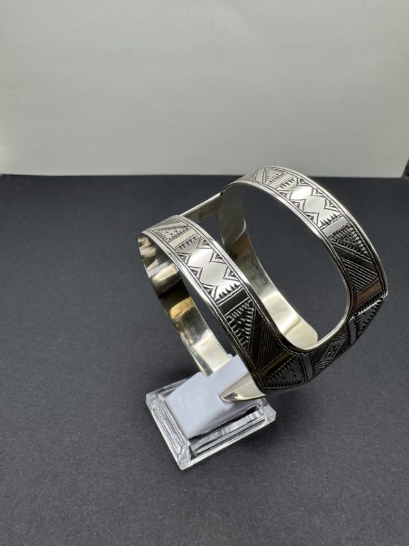 Bracelet Berbère Gravé en Argent - Image 5