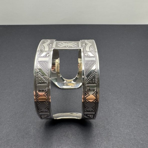 Bracelet Berbère Gravé en Argent