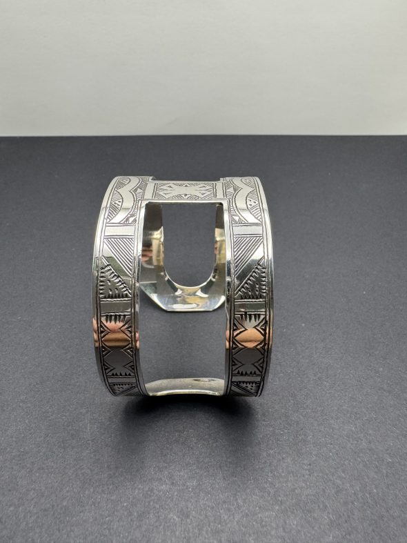 Bracelet Berbère Gravé en Argent - Image 4