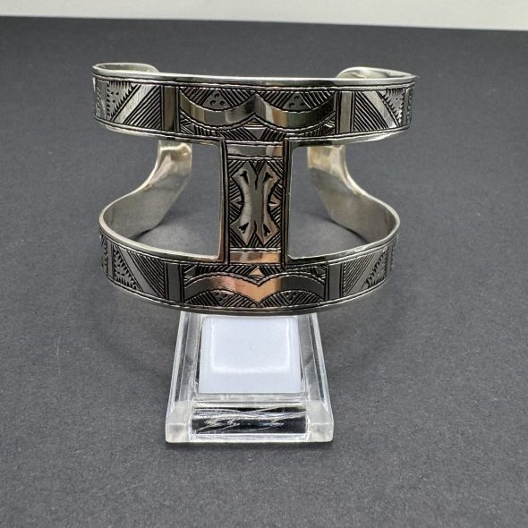 Bracelet Berbère Gravé en Argent