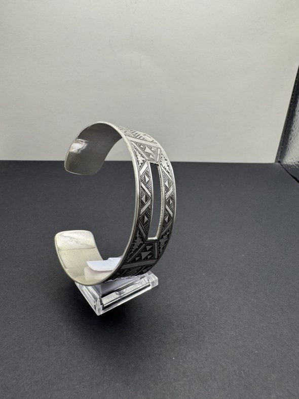 Bracelet Berbère Gravé en Argent - Image 2