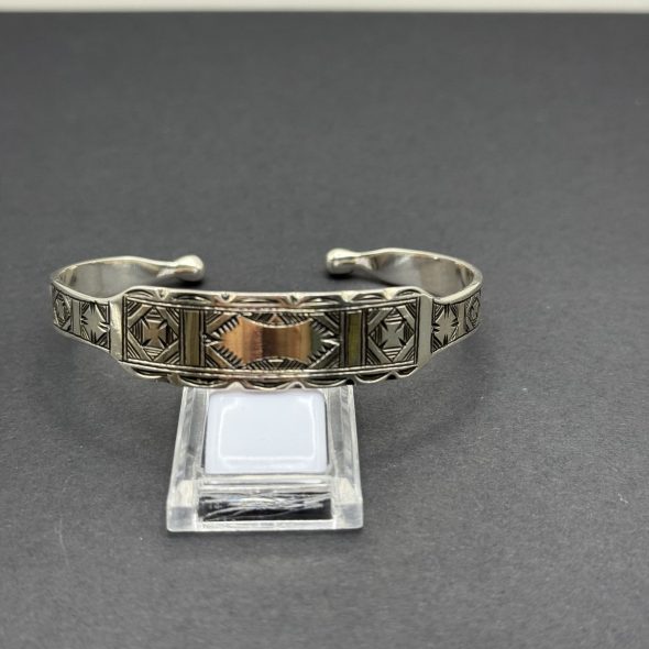 Bracelet Berbère Gravé en Argent