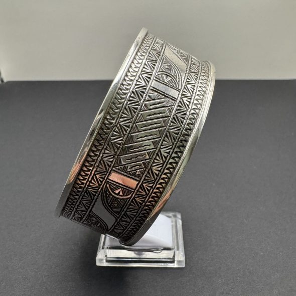 Bracelet Berbère Gravé en Argent